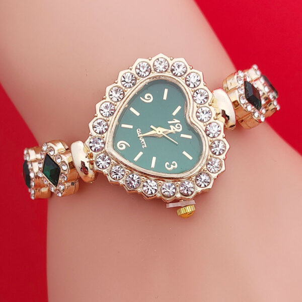 Fashion Love Shape Bracelet Watch Set Diamond Colored Heart Quartz Watch Women's Fashion Jewelry Set Valentine's Day Gift - Image 9